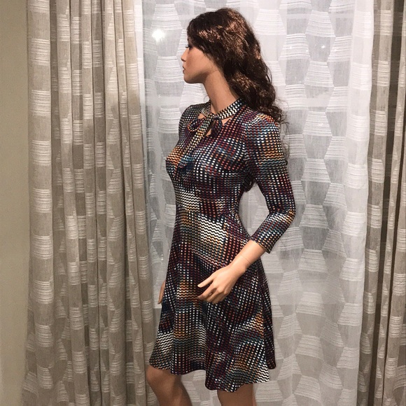 Beautiful 3/4 Sleeve Multicolor Dress - Picture 4 of 5